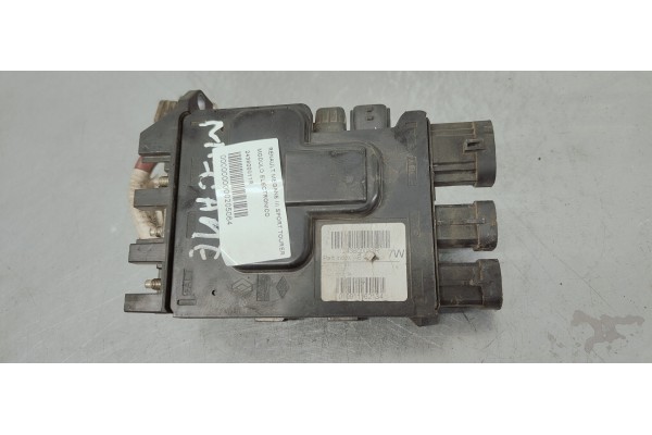 Recambio de modulo electronico para renault megane iii sport tourer 1.5 dci referencia OEM IAM 243800011R  