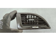 Recambio de rejilla aireadora para renault megane iii sport tourer 1.5 dci referencia OEM IAM   