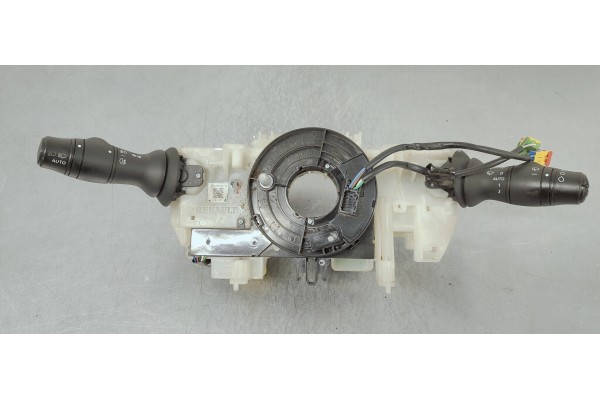 Recambio de mando multifuncion para renault megane iii sport tourer 1.5 dci referencia OEM IAM 255670019R  
