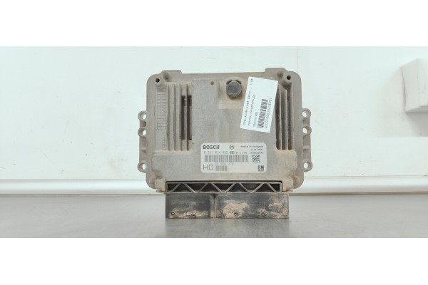 Recambio de centralita motor uce para opel astra h ber. edition referencia OEM IAM 0281014452  