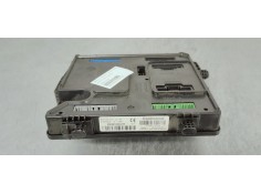 Recambio de caja reles / fusibles para renault megane iii sport tourer 1.5 dci referencia OEM IAM 284B12041R  