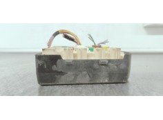 Recambio de caja reles / fusibles para renault megane iii sport tourer 1.5 dci referencia OEM IAM 284B65904R  
