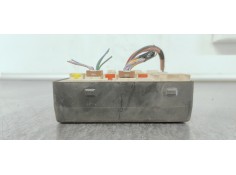 Recambio de caja reles / fusibles para renault megane iii sport tourer 1.5 dci referencia OEM IAM 284B65904R  