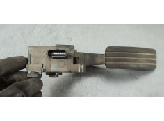 Recambio de pedal acelerador para renault megane iii sport tourer 1.5 dci referencia OEM IAM 180020022R  
