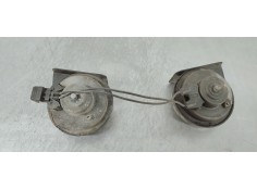 Recambio de claxon para renault megane iii sport tourer 1.5 dci referencia OEM IAM 256106284R  