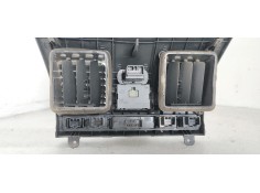 Recambio de rejilla aireadora para ssangyong rexton rx 270 full referencia OEM IAM 7652008000  