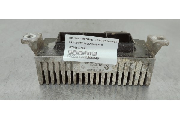 Recambio de caja precalentamiento para renault megane iii sport tourer 1.5 dci referencia OEM IAM 8200558438A  