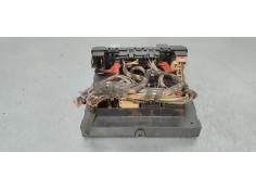Recambio de caja reles / fusibles para volkswagen golf v berlina (1k1) 1.9 tdi 105 referencia OEM IAM 1K0937049K  