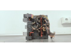 Recambio de caja reles / fusibles para volkswagen golf v berlina (1k1) 1.9 tdi 105 referencia OEM IAM 1K0937049K  