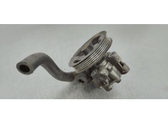Recambio de bomba direccion para toyota avensis berlina (t25) 2.0 d4d 115 referencia OEM IAM   