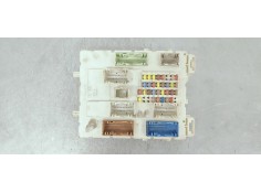 CAJA RELES / FUSIBLES BV6N14A073ET 