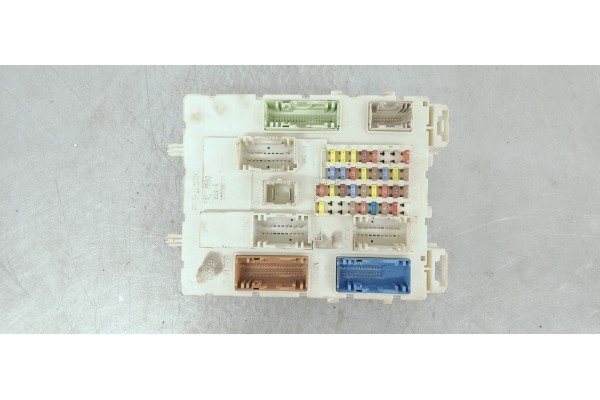 Recambio de caja reles / fusibles para ford c-max 1.6 tdci referencia OEM IAM BV6N14A073ET  
