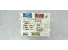 Recambio de caja reles / fusibles para ford c-max 1.6 tdci referencia OEM IAM BV6N14A073ET  