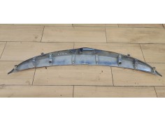Recambio de molduras traseras para toyota auris 1.6 d4d 112 fap referencia OEM IAM 7681102E50  
