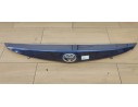 Recambio de molduras traseras para toyota auris 1.6 d4d 112 fap referencia OEM IAM 7681102E50  