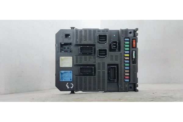 Recambio de caja reles / fusibles para citroen c3 1.4 referencia OEM IAM 9659285480  
