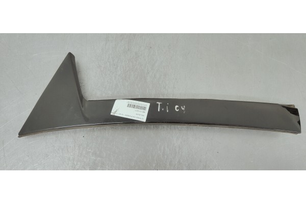 Recambio de moldura para citroen c4 picasso 1.6 hdi 115 fap referencia OEM IAM 9801010277  