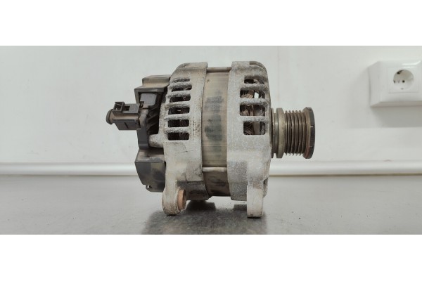 Recambio de alternador para audi a4 ber. (b8) 2.0 tdi referencia OEM IAM 04L903017D  