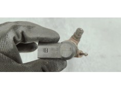 Recambio de inyector para renault megane iii sport tourer 1.5 dci referencia OEM IAM 166008052R  