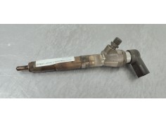 Recambio de inyector para renault megane iii sport tourer 1.5 dci referencia OEM IAM 166008052R  