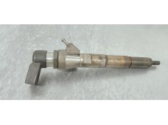 Recambio de inyector para renault megane iii sport tourer 1.5 dci referencia OEM IAM 166008052R  