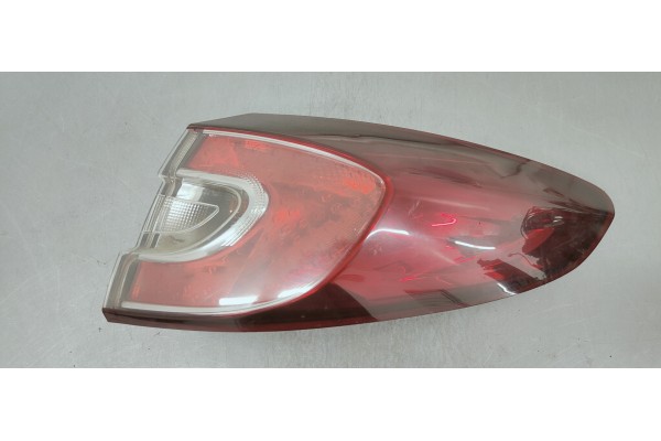 Recambio de piloto trasero derecho para renault megane iii sport tourer 1.5 dci referencia OEM IAM 265500010R  