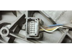 Recambio de retrovisor izquierdo para renault megane iii sport tourer 1.5 dci referencia OEM IAM 12523320  