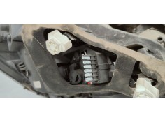 Recambio de piloto trasero izquierdo para ford fiesta (cb1) 1.6 tdci 95 fap referencia OEM IAM 8A6113405A  