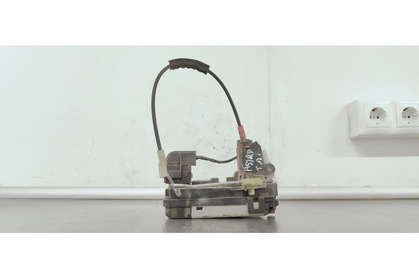 Recambio de cerradura puerta trasera derecha para opel astra h ber. edition referencia OEM IAM 13210739  