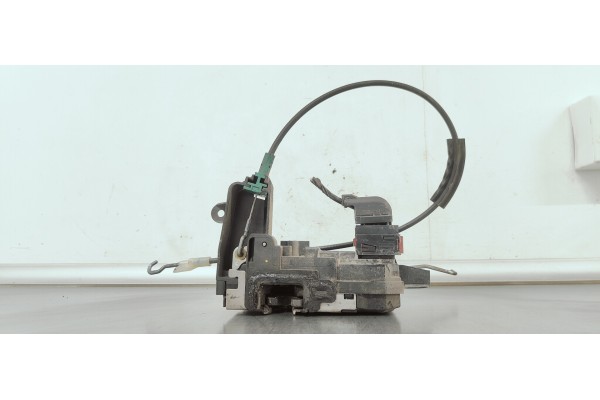 Recambio de cerradura puerta delantera derecha para opel astra h ber. edition referencia OEM IAM 13210749  