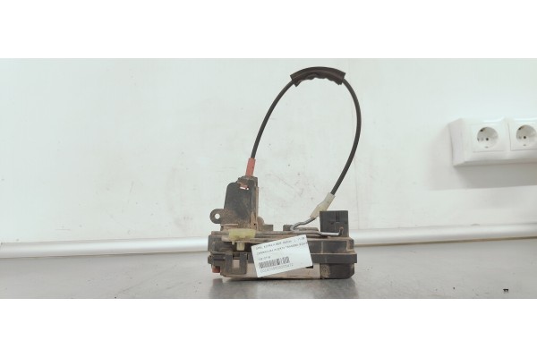 Recambio de cerradura puerta trasera izquierda para opel astra h ber. edition referencia OEM IAM 13210738  