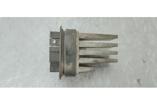 Recambio de resistencia calefaccion para opel astra h ber. edition referencia OEM IAM 52488536  