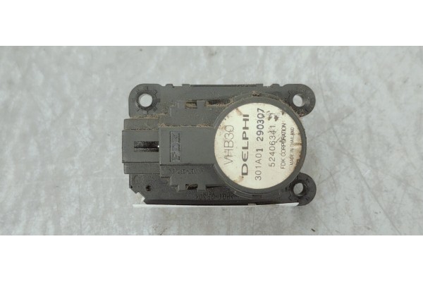 Recambio de motor apertura trampillas climatizador para opel astra h ber. edition referencia OEM IAM 52406341  