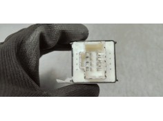 Recambio de mando elevalunas delantero izquierdo para citroen berlingo 1.5 hdi referencia OEM IAM   