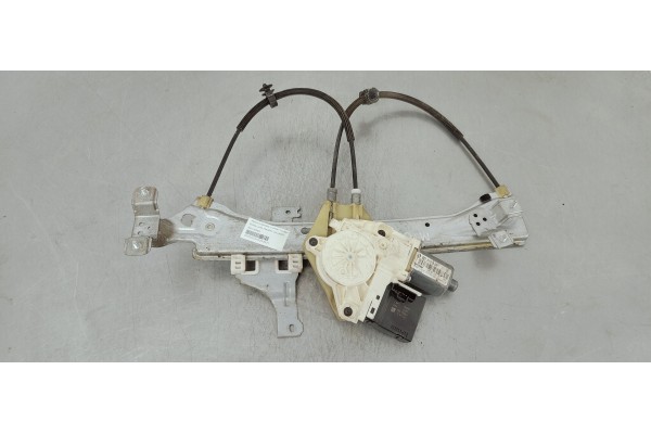 Recambio de elevalunas trasero izquierdo para renault megane iii sport tourer 1.5 dci referencia OEM IAM 827210008R  