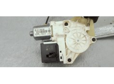 Recambio de elevalunas trasero derecho para renault megane iii sport tourer 1.5 dci referencia OEM IAM 827200008R  