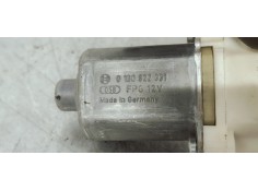 Recambio de elevalunas trasero derecho para renault megane iii sport tourer 1.5 dci referencia OEM IAM 827200008R  