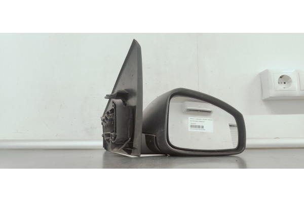 Recambio de retrovisor derecho para renault megane iii sport tourer 1.5 dci referencia OEM IAM 12523330  