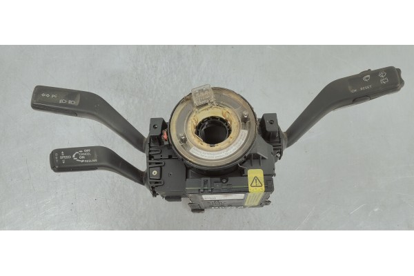 Recambio de mando multifuncion para volkswagen passat berlina (3c2) 2.0 tdi 140 referencia OEM IAM 3C9953513  