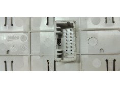Recambio de mando elevalunas delantero izquierdo para renault megane iii sport tourer 1.5 dci referencia OEM IAM   