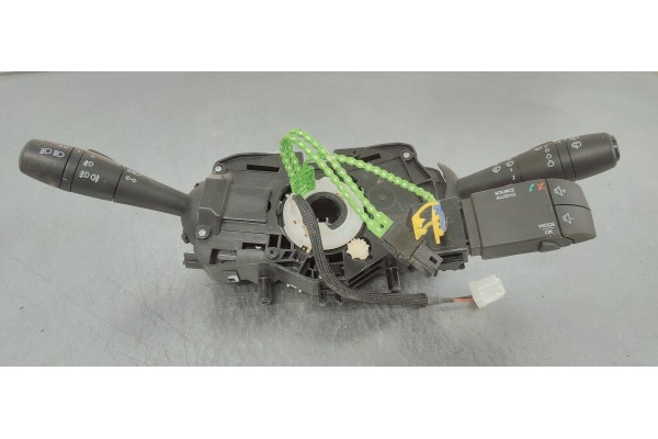 Recambio de mando multifuncion para renault clio iv 1.5 dci 75 fap referencia OEM IAM 255671163R  