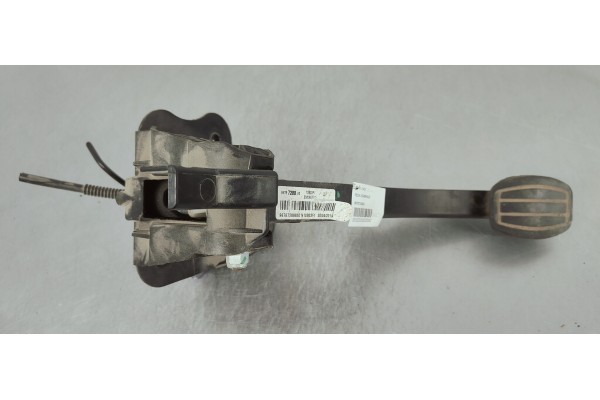 Recambio de pedal embrague para ds 4 1.5 hdi referencia OEM IAM 9676728880  