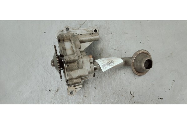 Recambio de bomba aceite para volkswagen golf v berlina (1k1) highline 4motion referencia OEM IAM 03G115105  