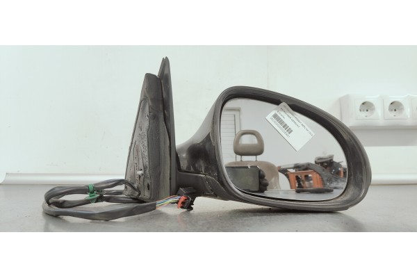 Recambio de retrovisor derecho para volkswagen passat berlina (3c2) 2.0 tdi 140 referencia OEM IAM E1010781  