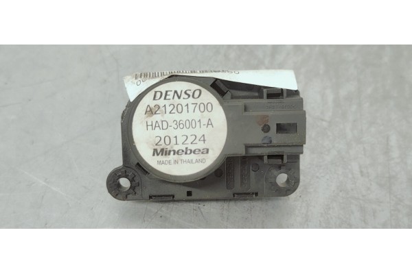 Recambio de motor apertura trampillas climatizador para citroen berlingo 1.5 hdi referencia OEM IAM A21201700  