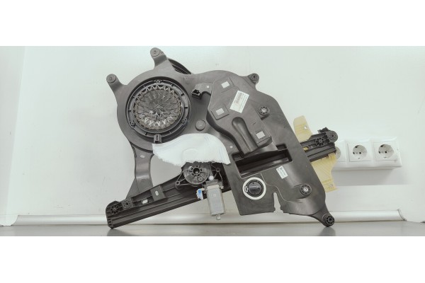 Recambio de elevalunas delantero derecho para citroen berlingo 1.5 hdi referencia OEM IAM 9840175580  