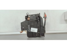 CAJA RELES / FUSIBLES AV6T14A067BB 