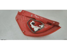 Recambio de piloto trasero derecho para ford fiesta (cb1) 1.6 tdci 95 fap referencia OEM IAM 8A6113404A  