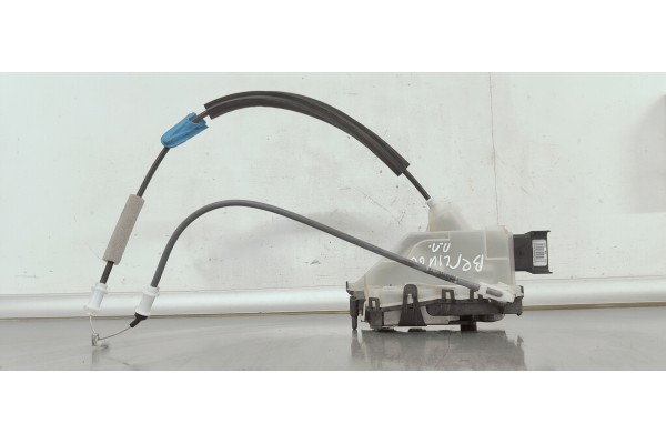 Recambio de cerradura puerta delantera derecha para citroen berlingo 1.5 hdi referencia OEM IAM 163433  