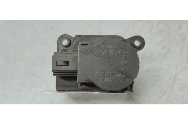 Recambio de motor apertura trampillas climatizador para ford focus lim. (cb8) 5ecalc referencia OEM IAM AV6N19E616AA  